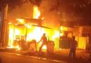 Dua Kios di Pujasera Rasa Sayang Ludes Terbakar, Korsleting Kabel Cas Picu Ledakan Api