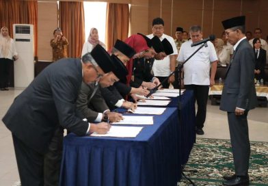 Walikota Batam Lantik Sejumlah Pejabat, Amsakar: Rotasi Itu Wajar, Demi Jawab Tantangan Zaman