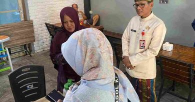 Ketahuan Santai di Kedai Kopi Saat Jam Kerja, 13 ASN dan Non-ASN Terjaring Razia Disiplin