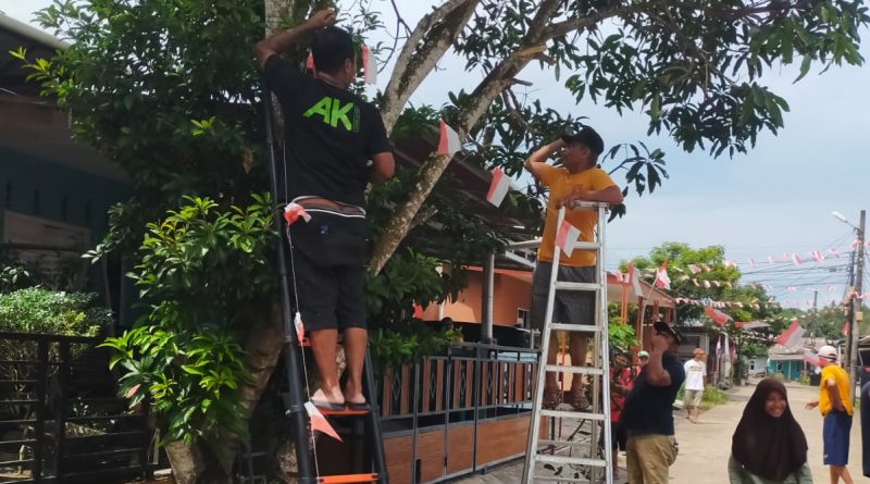Warga Griya Bintan Asri Sambut  HUT RI ke-80 dengan Gotong Royong