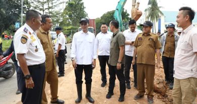 Tinjau Proyek Jalan dan Drainase di Simpang Helm, Wali Kota Batam Pastikan Proyek Atasi Banjir dan Macet Rampung Akhir Tahun