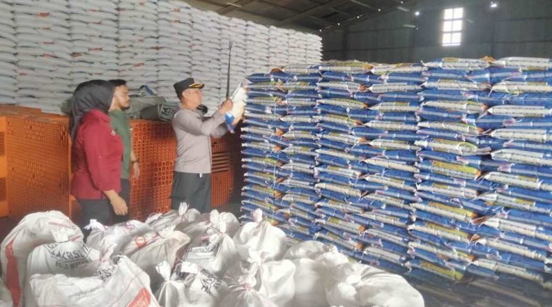 Menjelang Tahun Baru 2025, Tanjungpinang Waspada Pasokan Pangan Menipis, Polisi Pastikan Tak Ada Penimbunan Menjelang Tahun Baru 2025, Tanjungpinang Waspada Pasokan Pangan Menipis, Polisi Pastikan Tak Ada Penimbunan