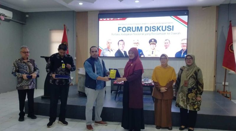 Diskusi Menarik di UNRIKA: Mahasiswa dan Akademisi Bedah Arah Baru Kebijakan Nasional untuk Batam Diskusi Menarik di UNRIKA: Mahasiswa dan Akademisi Bedah Arah Baru Kebijakan Nasional untuk Batam